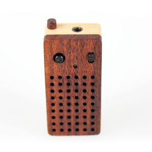  Motz Tiny Emotion Wooden Speaker for iPhone/iPod