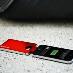 Mophie Juice Pack Universal Boost 2nd Gen. Red 2000 mAh for iPhone/iPod (2036-JPU-BOOST-2-RED)