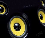 Gear4 Home Speaker Dock House Party 5 for iPhone/iPod (PG471)