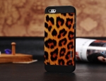 Motomo Hard Case Leopard Black for iPhone 5